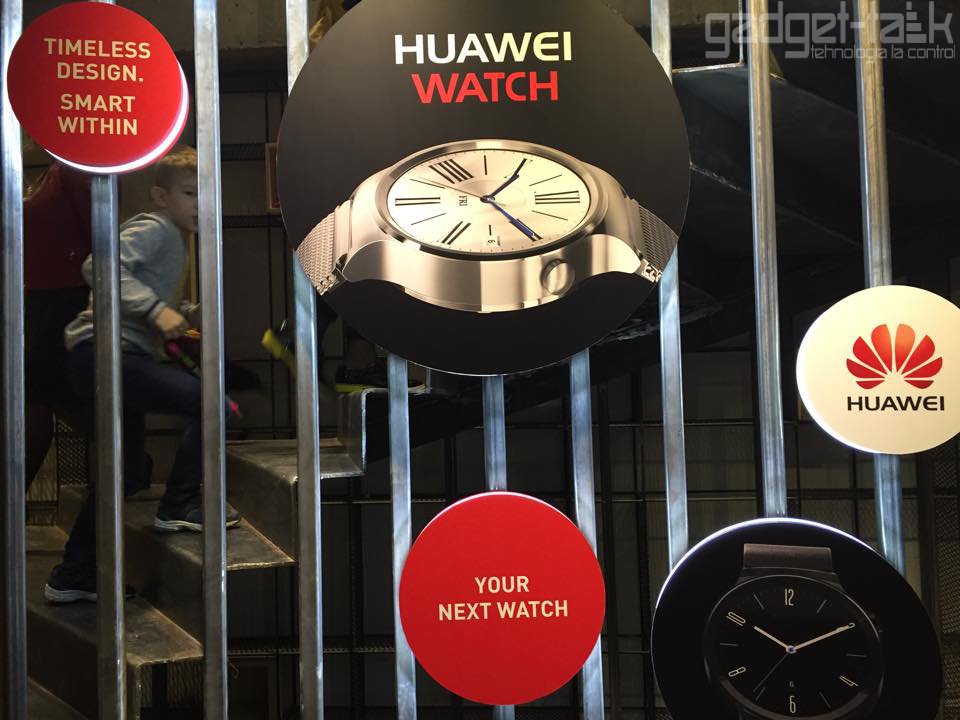 Huawei Watch lansat oficial in Romania