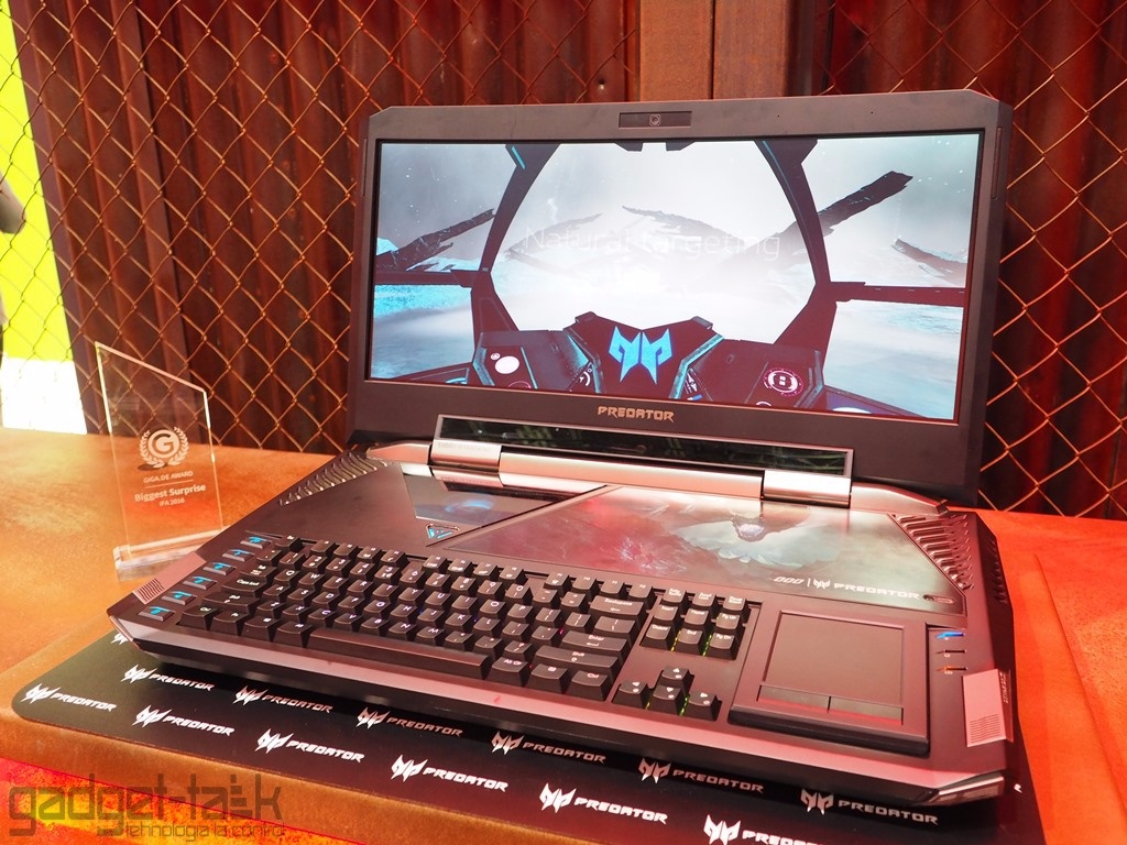 Pretul notebookului Acer Predator 21 X