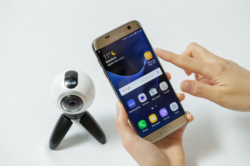Pretul si disponibilitatea telefoanelor Galaxy S7 in Romania