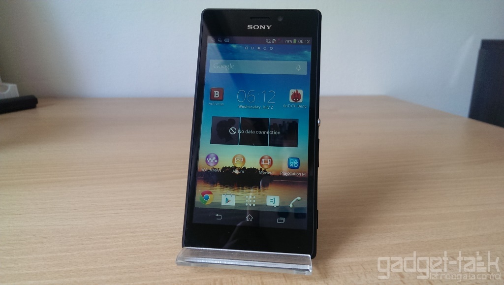 Xperia M2 Review