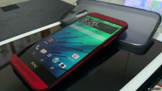 HTC One M8 Rosu