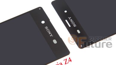 Panoul tactil Xperia Z4, fotografiat alaturi de Xperia Z3 panoul tactil xperia z4