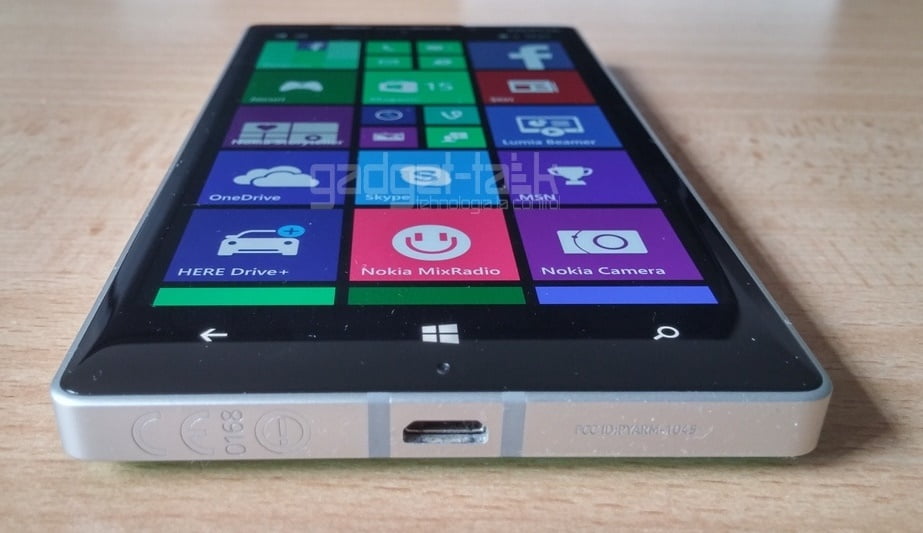 Specificatiile Microsoft Lumia 940