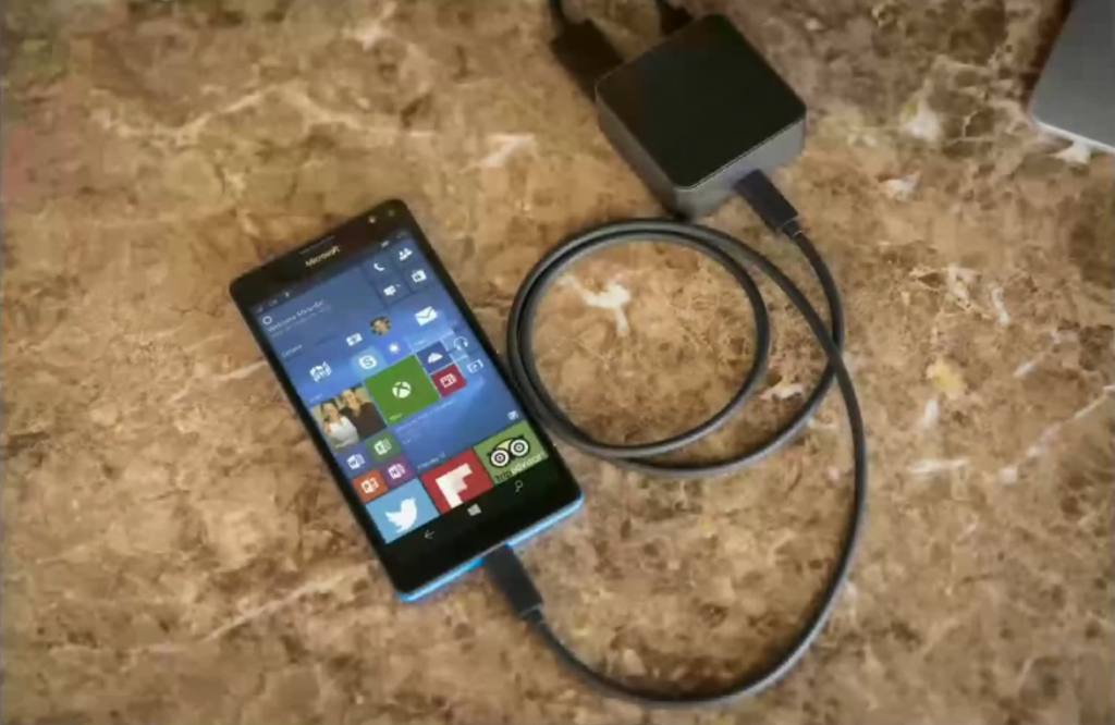 Microsoft pregateste doua noi flagship-uri