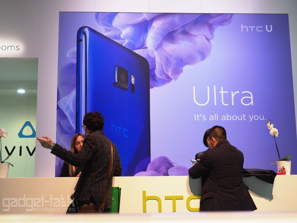 Pretul retail al telefoanelor HTC U Ultra