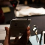 Google Nexus 4 pe alb apare intr-o galerie foto completa Google Nexus 4 pe alb apare intr-o galerie foto completa