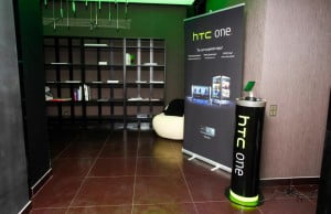 Lansare HTC One in Romania 14 martie 10