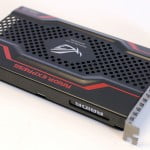 SSD-ul ASUS ROG RAIDR surprins in cateva instantanee SSD-ul ASUS ROG RAIDR surprins in cateva instantanee