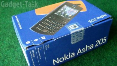 Despachetare Nokia Asha 205, un telefon cu buton dedicat Facebook nokia asha 205