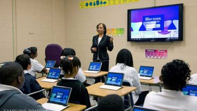 Ministerul Educatiei in parteneriat cu Samsung Electronics inaugureaza prima clasa Smart din Romania Smart Classroom
