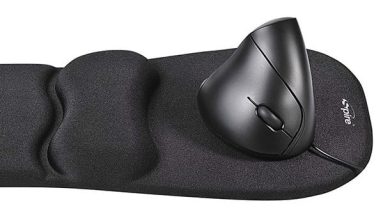 Spire lanseaza Archer I, un mouse cu design ergonomic vertical Archer I