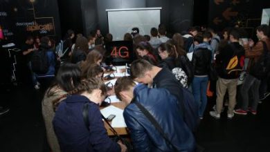 Utilizarea responsabila a telefonului mobil o campanie Orange Romania pentru elevi Utilizarea responsabila a telefonului mobil o campanie Orange Romania pentru elevi