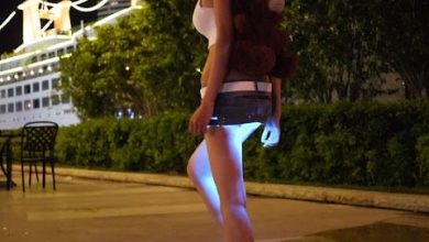 Fusta Hikaru - Japonezii primii care adopta moda fustelor casual iluminate LED Fusta Hikaru - Japonezii primii care adopta moda fustelor casual iluminate LED