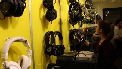 Sony lanseaza noua gama Signature, videoproiectoare 4K si castile 1000X Mark 2, in Romania Sony lanseaza noua gama Signature, videoproiectoare 4K si castile 1000X Mark 2, in Romania