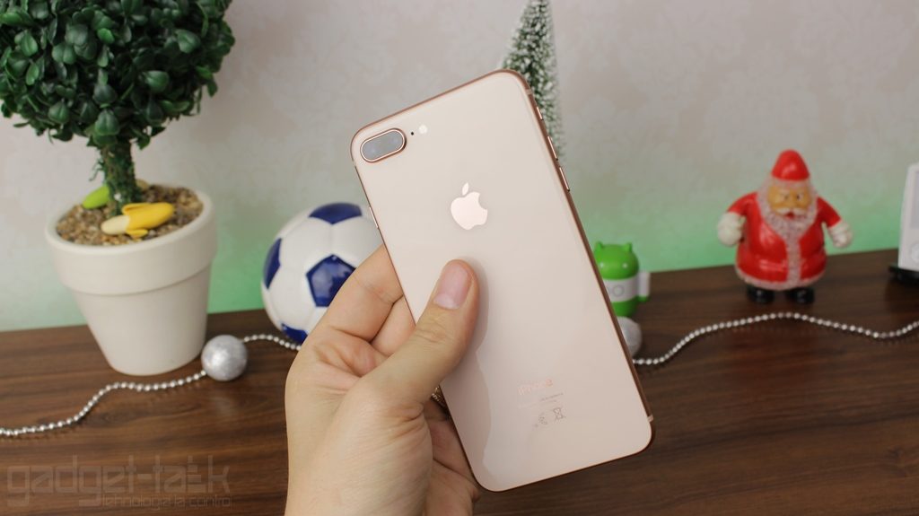 Recenzia telefonului Apple iPhone 8 Plus 12
