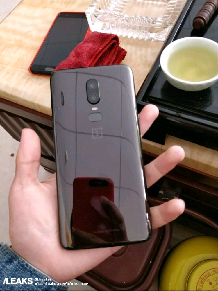 Telefonul OnePlus 6