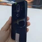 Telefonul Nokia X6 are breton si carcasa din sticla. Pret interesant! Telefonul Nokia X6 are breton si carcasa din sticla. Pret interesant!
