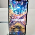Telefonul Nokia X6 are breton si carcasa din sticla. Pret interesant! Telefonul Nokia X6 are breton si carcasa din sticla. Pret interesant!