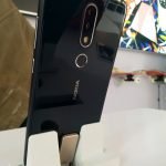 Telefonul Nokia X6 are breton si carcasa din sticla. Pret interesant! Telefonul Nokia X6 are breton si carcasa din sticla. Pret interesant!
