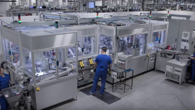 Robotul Apple Daisy poate recicla pana la 200 iPhone-uri vechi in numai o ora Robotul Apple Daisy poate recicla pana la 200 iPhone-uri vechi in numai o ora