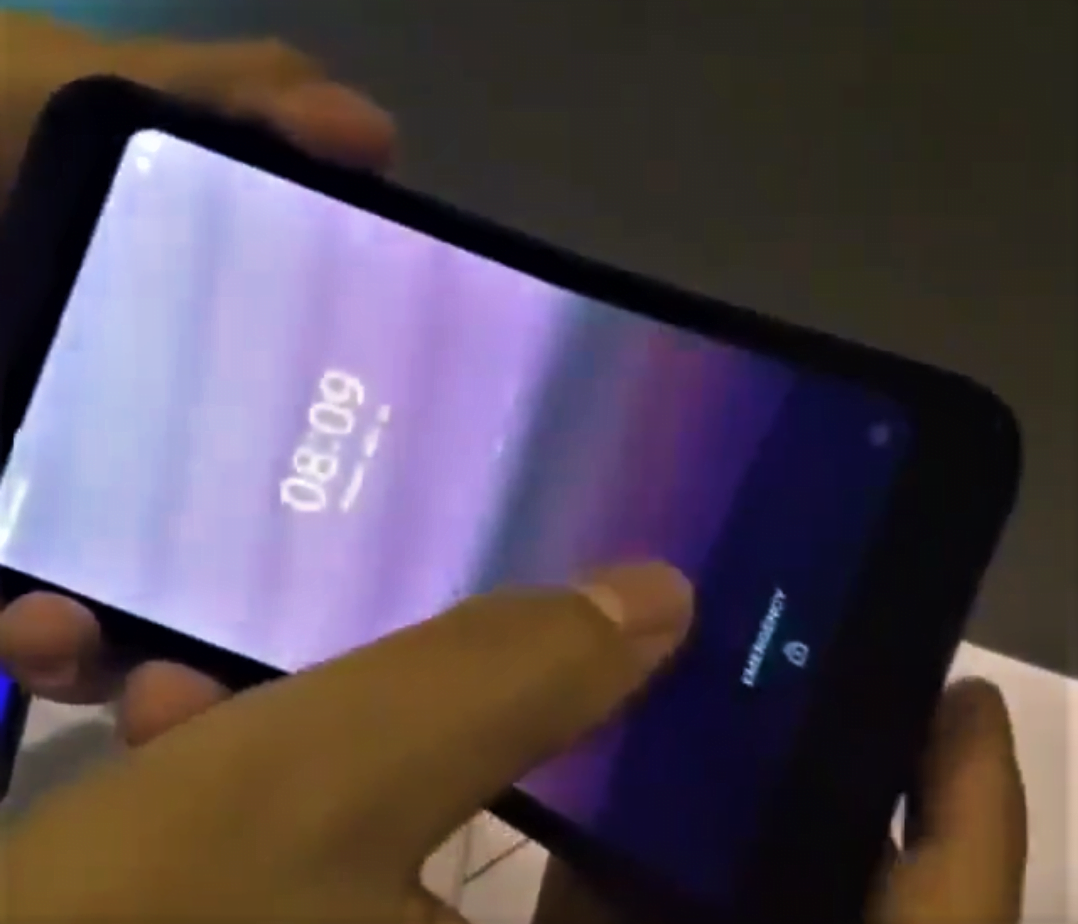 Telefoanele pliabile si flexibile