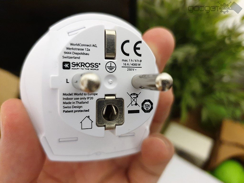 adaptor de priza universal skross 3