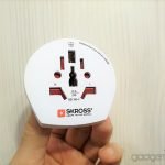 Adaptorul de priza universal sau accesoriul ce nu trebuie sa lipseasca din casa fiecaruia