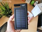 Powerbank solar Well Dynamic80 pentru vacanta, cu functii multiple (review) Powerbank solar Well Dynamic80 pentru vacanta, cu functii multiple (review)