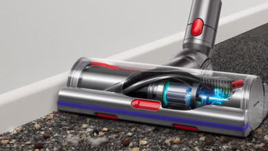 Curățenie impecabilă cu noul aspirator vertical V15 Detect Absolute de la Dyson Aspirator Dyson V15 Laser Detect