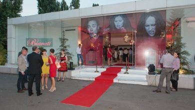 Lenovo isi lanseaza oficial telefoanele mobile in UE prin Romania Lenovo isi lanseaza oficial telefoanele mobile in UE prin Romania